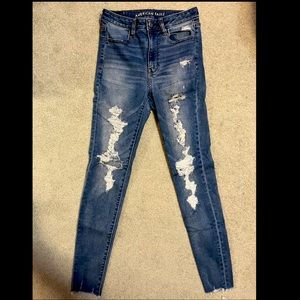 American Eagle Super High-Rise Jeggings! 4 regular